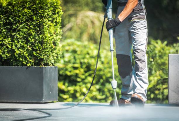 Post-Construction Pressure Washing in Belcourt, ND